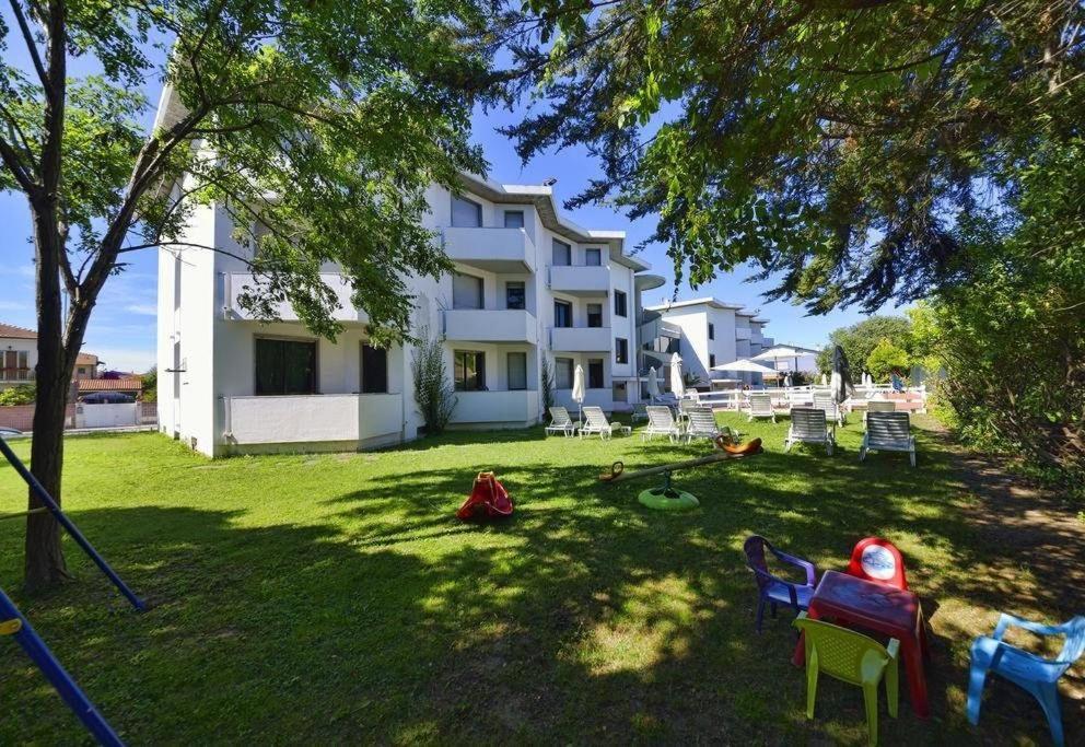 Residence Marina Di Cecina Extérieur photo