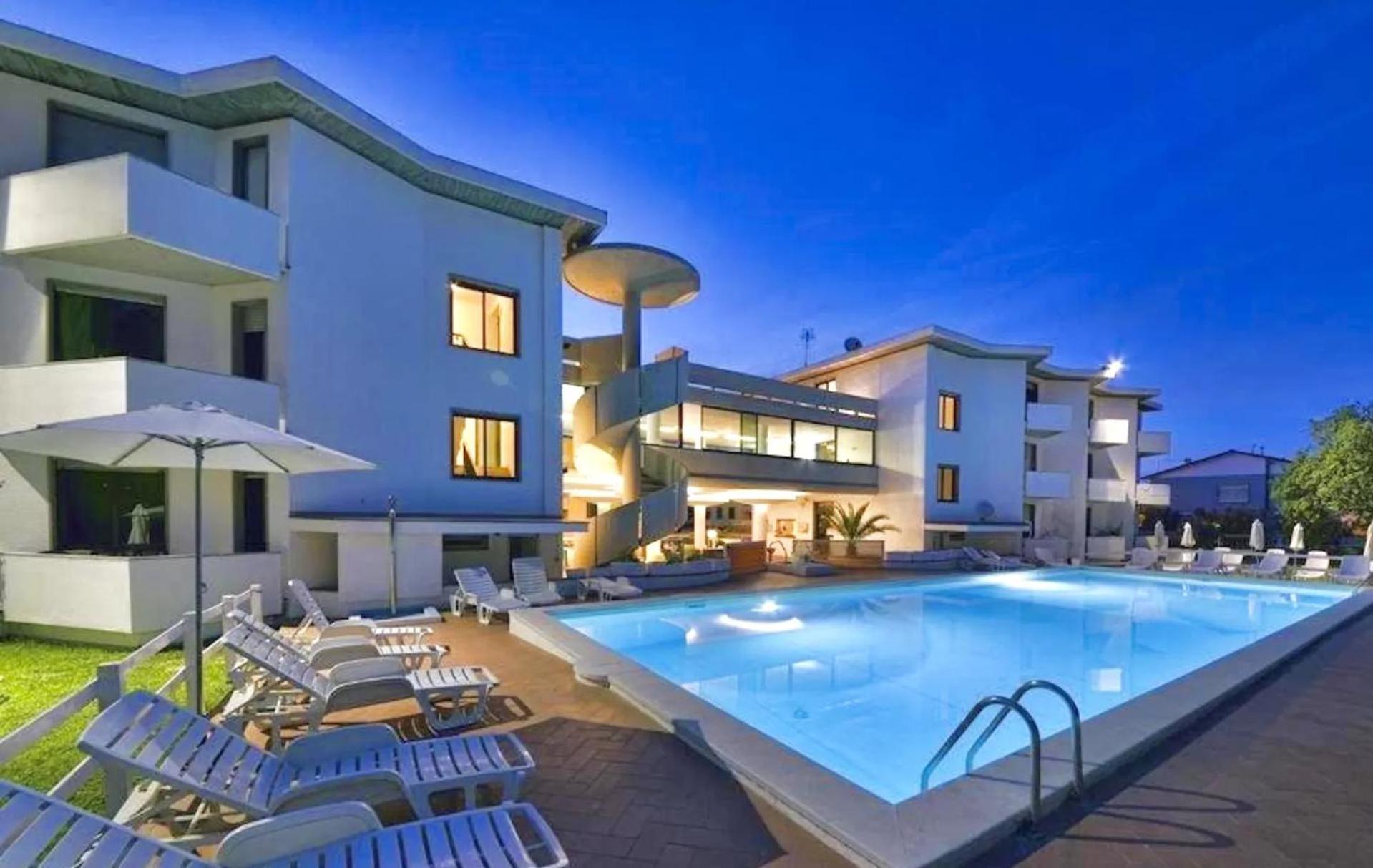 Residence Marina Di Cecina Extérieur photo
