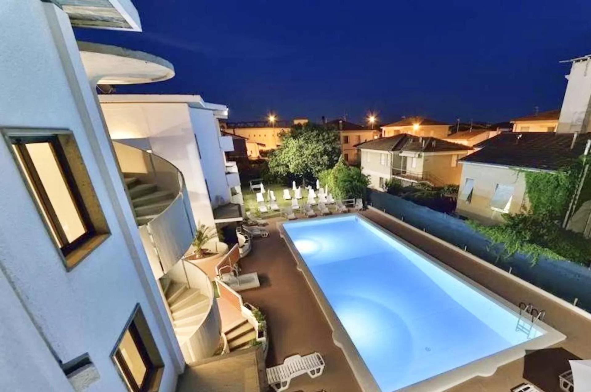 Residence Marina Di Cecina Extérieur photo